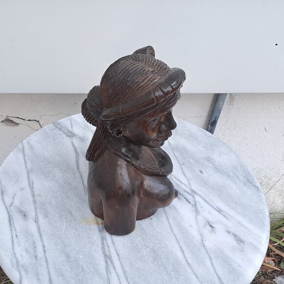 Filipina Statue -Igorot Peoples - Picture 5 of 11